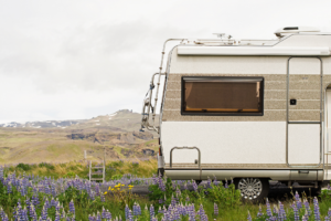 How to find & take advantage of free RV parking in Ontario