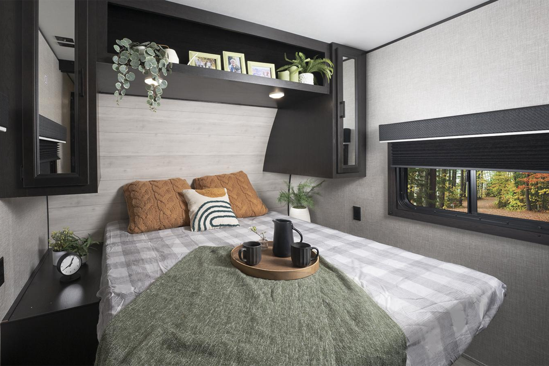 Interior look of the Jayco Jay Flight 331BTS bedroom